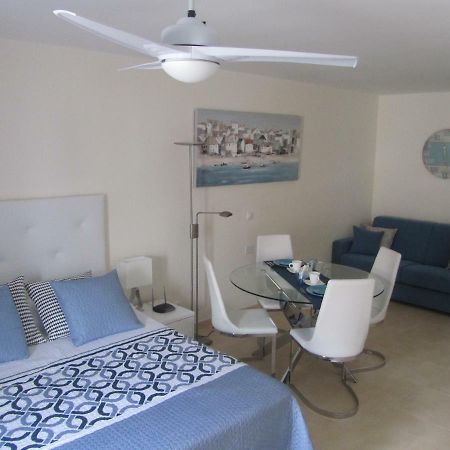 Los Cristianos Studio, Modern, Spacious, Pool,Wifi Arona  Luaran gambar